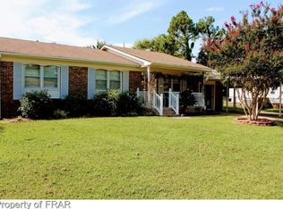 320 Glen Canyon Dr, Fayetteville, NC 28303