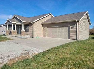 202 N Birch St, Lenox, IA 50851