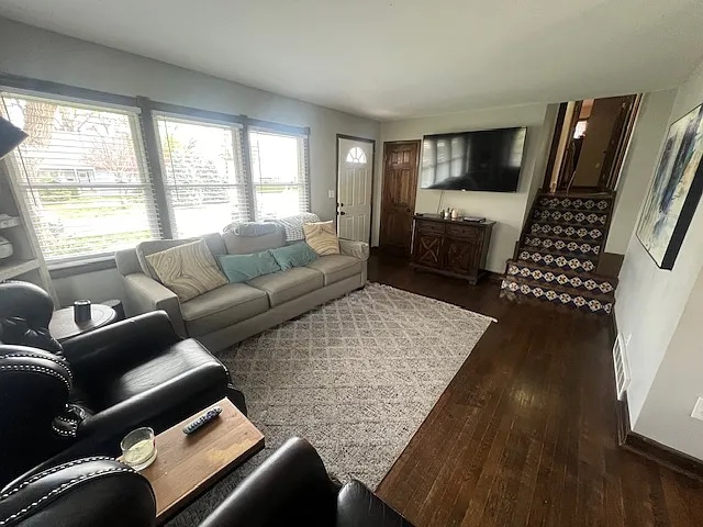 7020 Barkley Street - 1 — Photo 3