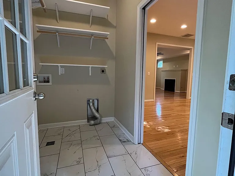 1606 Hamilton Ter SE — Photo 11