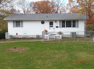 2543 S Peachtree Ct, Decatur, IL 62521