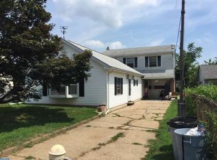 1011 Price St, Trainer, PA 19061