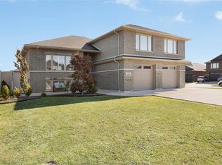 1345 Deer Run Trl, Lakeshore, ON N8L 0T4