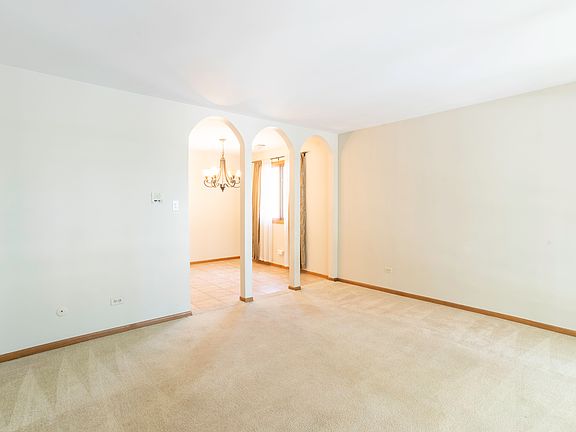 5th image of 6214 S Narragansett Ave APT 2N