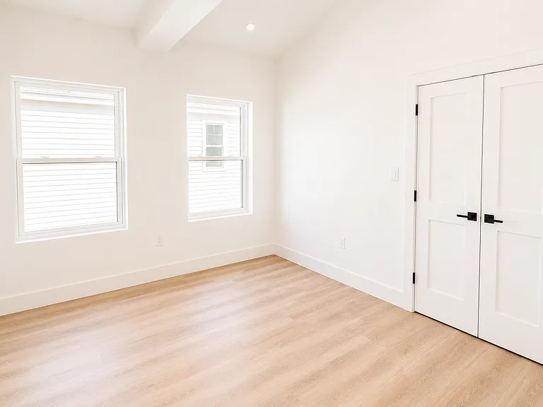 275 Shrewsbury St #1 — Photo 11