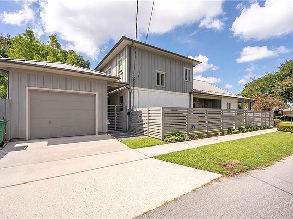 3rd image of 1453 Gardenia Dr