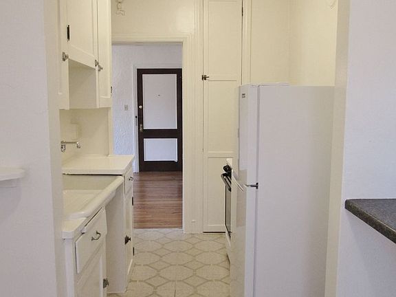 4th image of 1420 E 13th Ave APT 14
