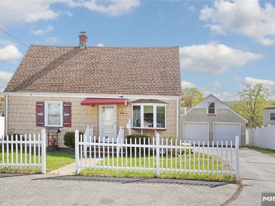 32 Smith Ave, Wanaque, NJ, 07465