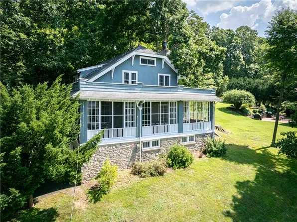 100 Buena Vista Drive, Dobbs Ferry, NY 10522