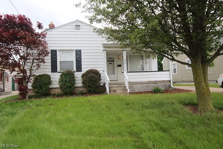 220 Wilson St photo 1