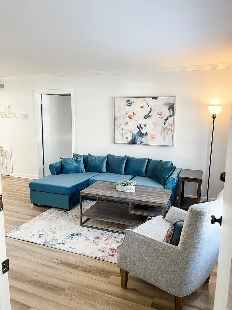 Charming Apt near Savannah's Historic District! Unit 1 — Photo 2