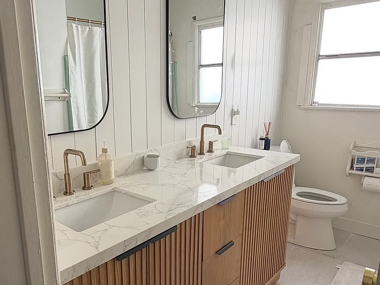 2904 Oak Ave — Photo 2