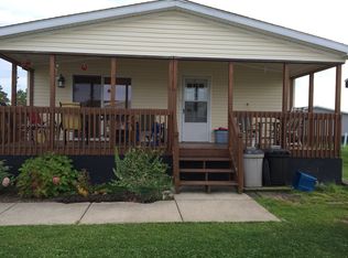 1401 Abby Ln, Alden, NY