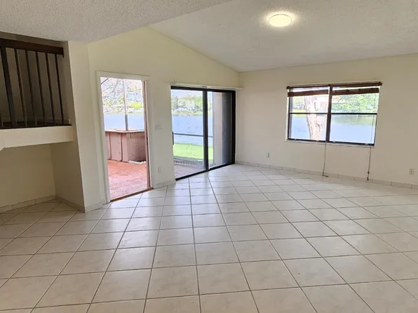 (undisclosed Address), Hollywood, FL 33026