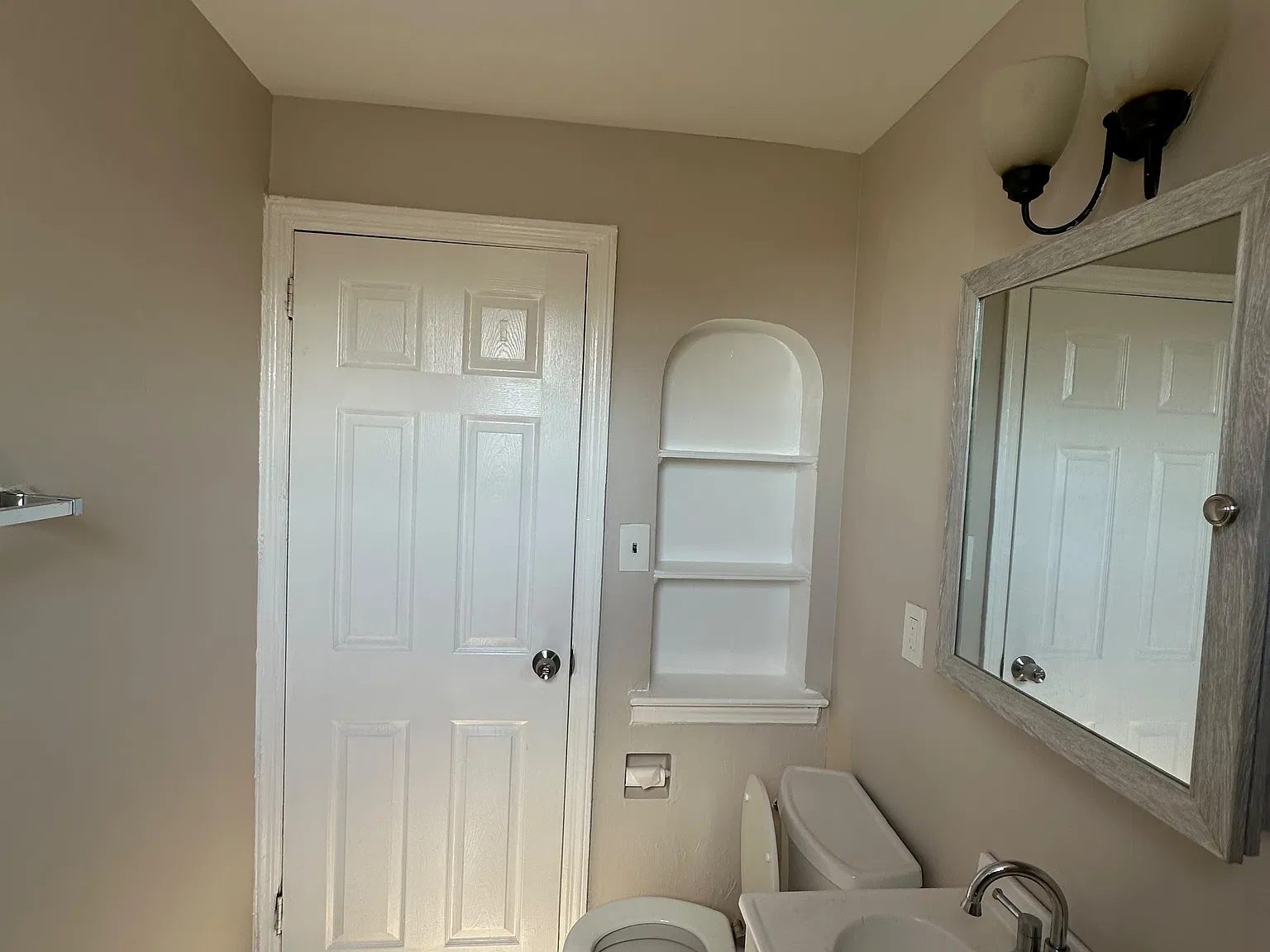 Haverford Rd Aparments — Photo 2