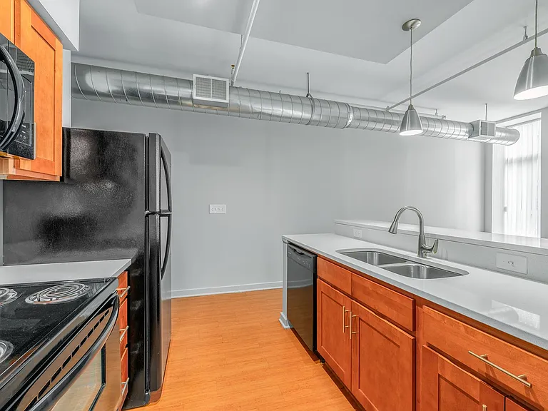 Innerbelt Lofts — Photo 45