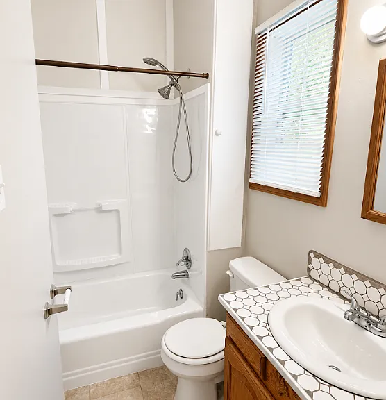 114 Center Ave #2 — Photo 5