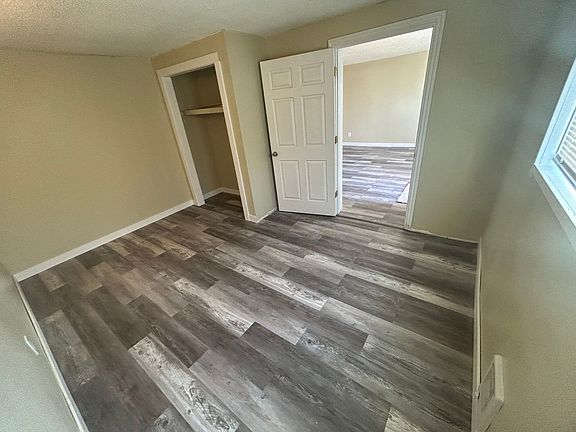 5th image of 312-326 W Collins St #316