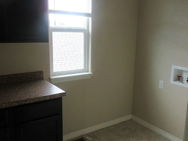 7903 Morton Dr — Photo 21