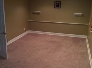 2885 Surrey Ln, Aston, PA 19014