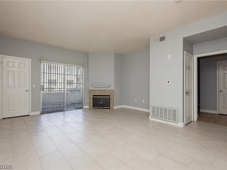 3318 N Decatur Blvd #1082 — Photo 3