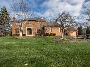 760 Woods Hollow Ln, Powell, OH 43065