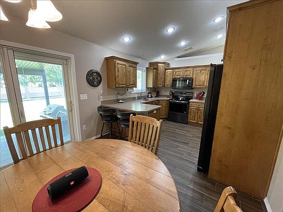 5th image of 2929 E Brettonwood Dr