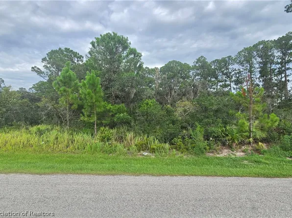 5373 Pebble Beach Dr, Sebring, FL 33872