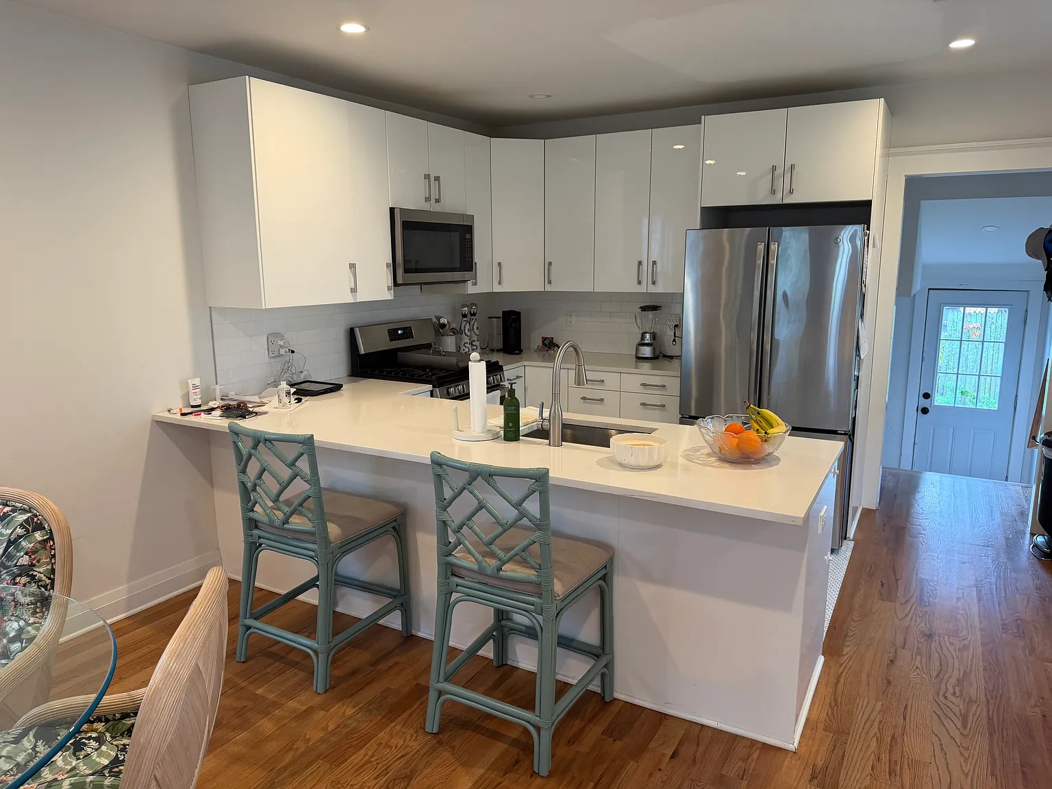 4 bed, 2.5 bath, 952 sqft, $2,200 — Photo 4