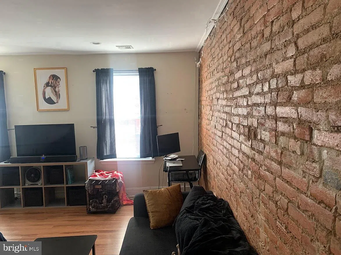 Studio, 1.0 bath, 500 sqft, $1,450 — Photo 2