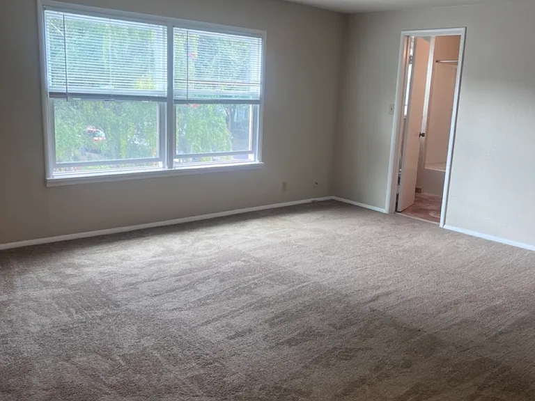 4222 SW Walker St #3 — Photo 10