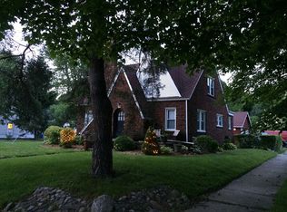 93 Riviera Ter, Waterford, MI 48328