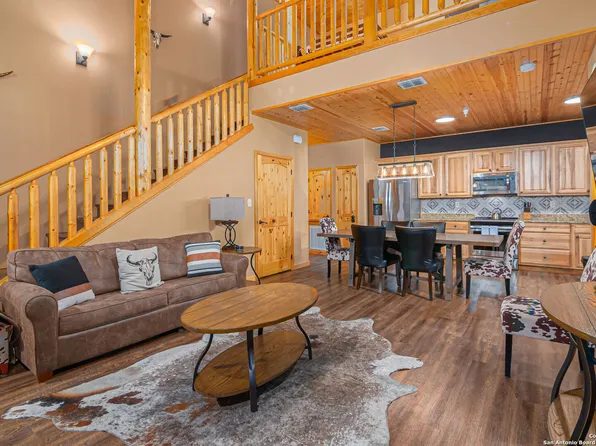 1554 Gruene Rd #A5, New Braunfels, TX 78130