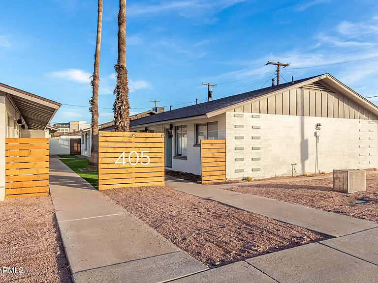 405 S Priest Dr — Photo 2