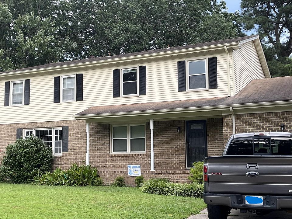 1st image of 708 Oxford Dr