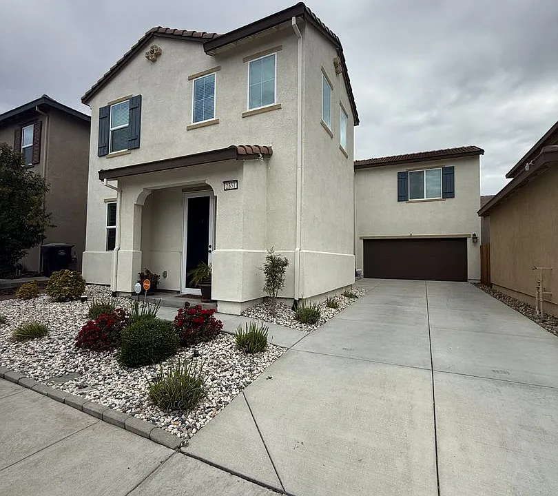 2351 Hanson Dr