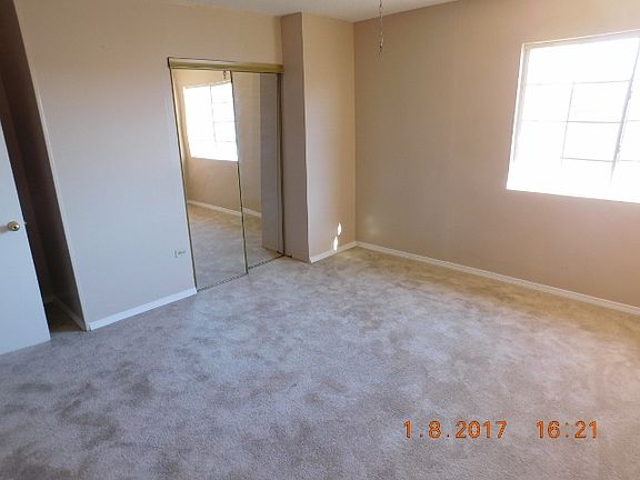 4th image of 821 Berrel Ct