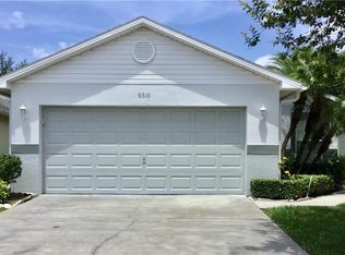 6616 Gentle Ben Cir, Zephyrhills, FL 33544