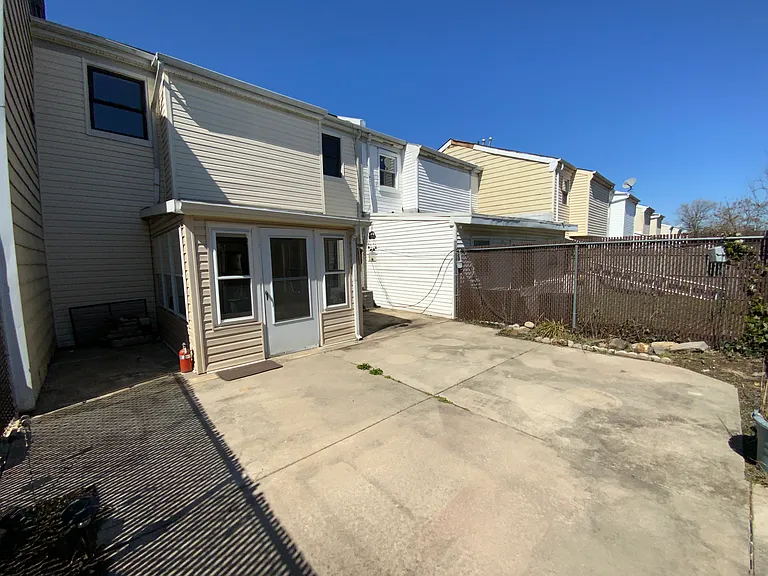 8422 Madison Pl — Photo 98