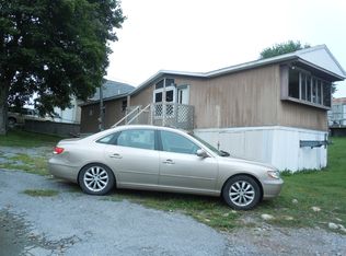 159 Adkins St, Shady Spring, WV 25918