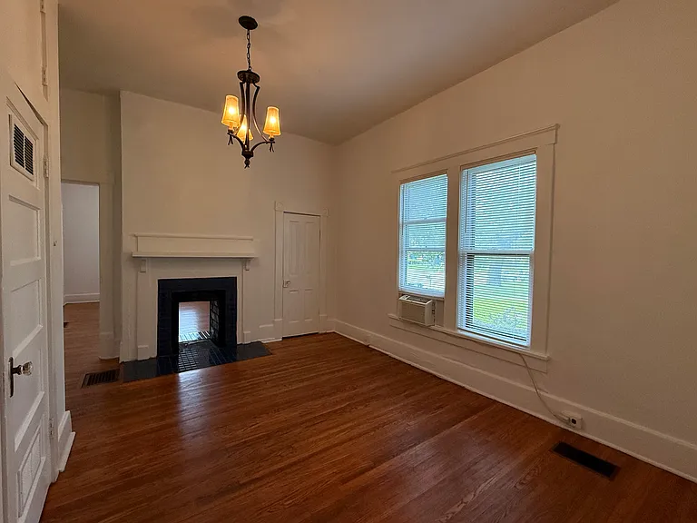 653 Wedgewood Ave #A — Photo 10