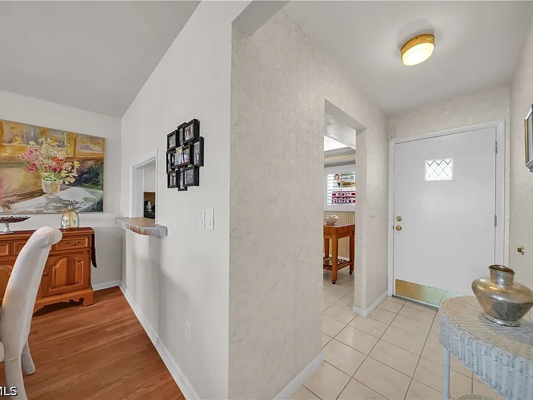 8741 Lueck Ln #5 — Photo 5