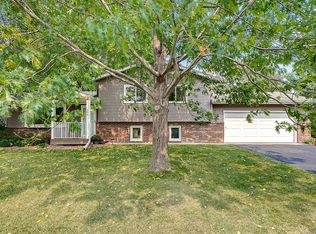 195 Dennison Ave, Shoreview, MN 55126