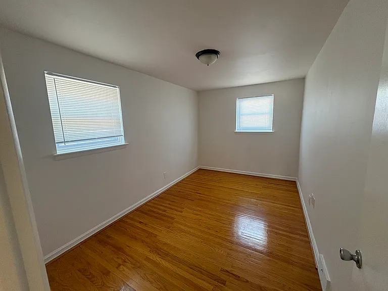 3229 Plumstead Ave #2 — Photo 11