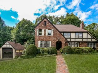 35 Ferncliff Rd, Scarsdale, NY 10583