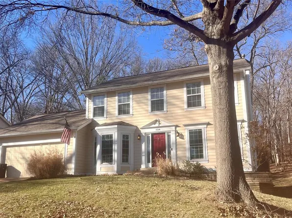 1514 Rosewood Terrace Dr, Ballwin, MO 63021