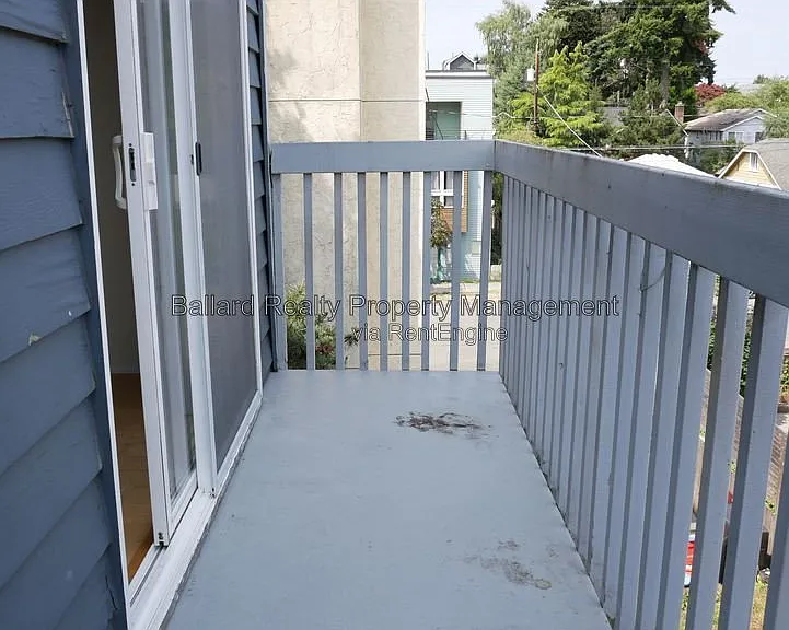 1712 NW 85th St #301 — Photo 17