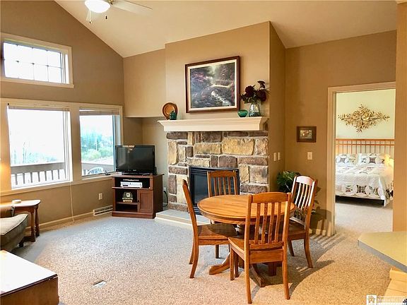 5th image of 8004 Canterbury Dr