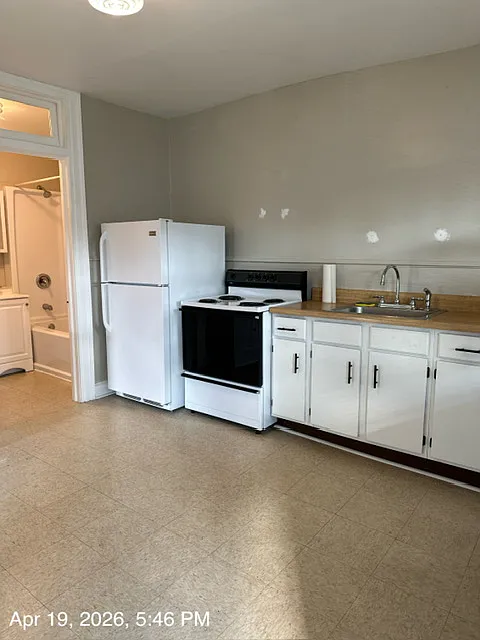 Building Photo - 301 Union St #D