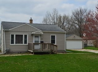 353 Indiana St, Waterloo, IA 50703